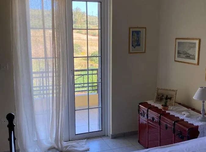 Fofo Marifay アパート