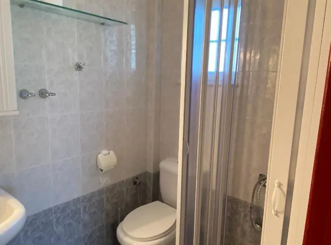 Fofo Marifay アパート